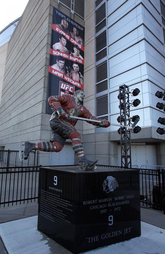 CHICAGO, IL - JANUARY 28: A general view of the outside of the arena before the UFC on FOX event at United Center on January 28, 2012 in Chicago, Illinois. (Photo by Josh Hedges/Zuffa LLC/Zuffa LLC via Getty Images)