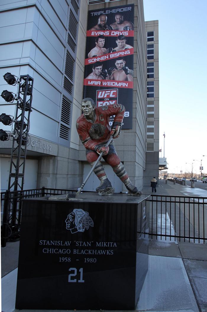CHICAGO, IL - JANUARY 28: A general view of the outside of the arena before the UFC on FOX event at United Center on January 28, 2012 in Chicago, Illinois. (Photo by Josh Hedges/Zuffa LLC/Zuffa LLC via Getty Images)