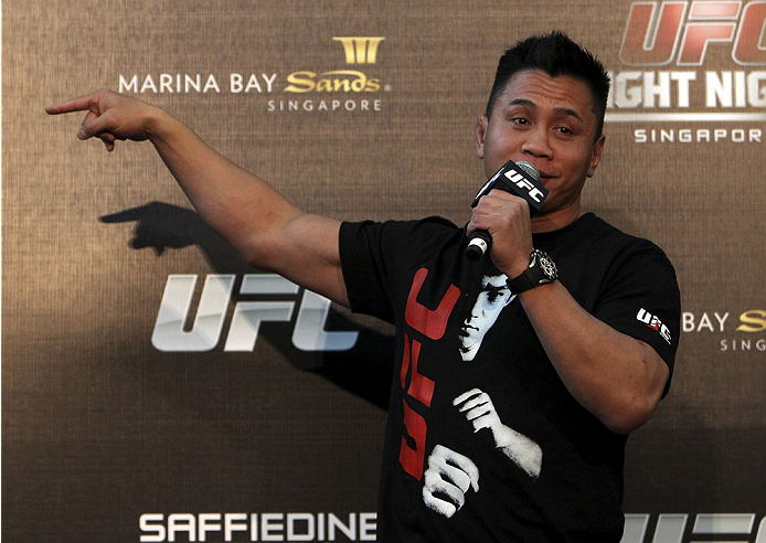 SINGAPORE - JANUARY 03: Cung Le during the UFC Fight Night Singapore Q&A at the Shoppes at Marina Bay Sands on January 3, 2014 in Singapore. (Photo by Mitch Viquez/Zuffa LLC/Zuffa LLC via Getty Images)