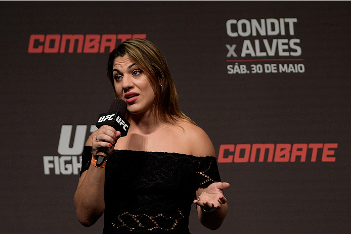 GOIANIA, BRAZIL - MAY 29: Women's bantamweight belt Bethe Correia of Brazil interacts with fans during a Q&A session before the UFC Fight Night weigh-in at Goiania Arena on May 29, 2015 in Goiania, Brazil. (Photo by Buda Mendes/Zuffa LLC/Zuffa LLC via G