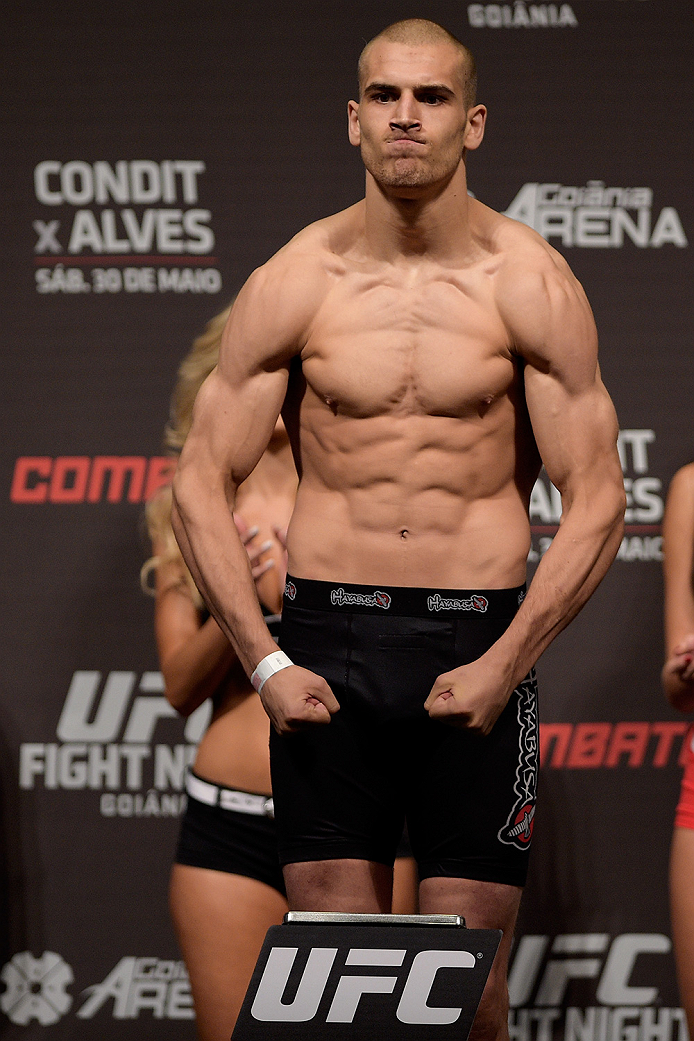 GOIANIA, BRAZIL - MAY 29: Welterweight fighter Tom Breese of England weighs in during the UFC Fight Night Weigh-ins at Goiania Arena on May 29, 2015 in Goiania, Brazil. (Photo by Buda Mendes/Zuffa LLC/Zuffa LLC via Getty Images)