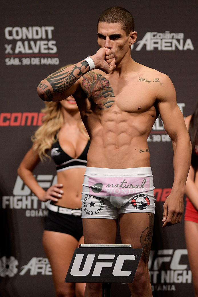 GOIANIA, BRAZIL - MAY 29: Featherweight fighter Lucas Martins of Brazil weighs in during the UFC Fight Night Weigh-ins at Goiania Arena on May 29, 2015 in Goiania, Brazil. (Photo by Buda Mendes/Zuffa LLC/Zuffa LLC via Getty Images)