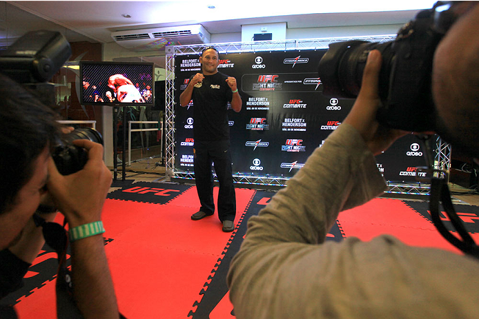 GOIANIA, BRAZIL - NOVEMBER 7: Dan Henderson attends the UFC Fight Night open workout at Buena Vista Shopping on November 7, 2013 in Goiania, Brazil. (Photo by Weimer Carvalho/Zuffa LLC/Zuffa LLC via Getty Images)
