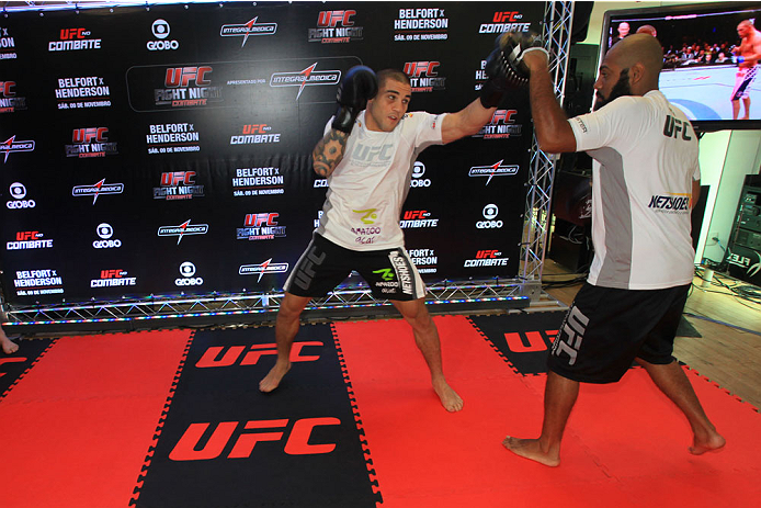 GOIANIA, BRAZIL - NOVEMBER 7: Daniel Sarafian attends the UFC Fight Night open workout at Buena Vista Shopping on November 7, 2013 in Goiania, Brazil. (Photo by Weimer Carvalho/Zuffa LLC/Zuffa LLC via Getty Images)