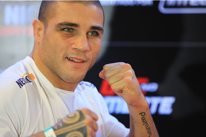 GOIANIA, BRAZIL - NOVEMBER 7: Daniel Sarafian poses the UFC Fight Night open workout at Buena Vista Shopping on November 7, 2013 in Goiania, Brazil. (Photo by Weimer Carvalho/Zuffa LLC/Zuffa LLC via Getty Images)
