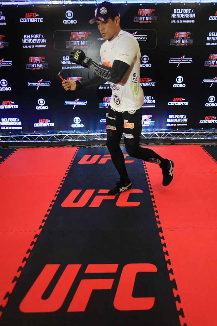 GOIANIA, BRAZIL - NOVEMBER 7: Cezar "Mutante"Ferreira attends the UFC Fight Night open workout at Buena Vista Shopping on November 7, 2013 in Goiania, Brazil. (Photo by Weimer Carvalho/Zuffa LLC/Zuffa LLC via Getty Images)