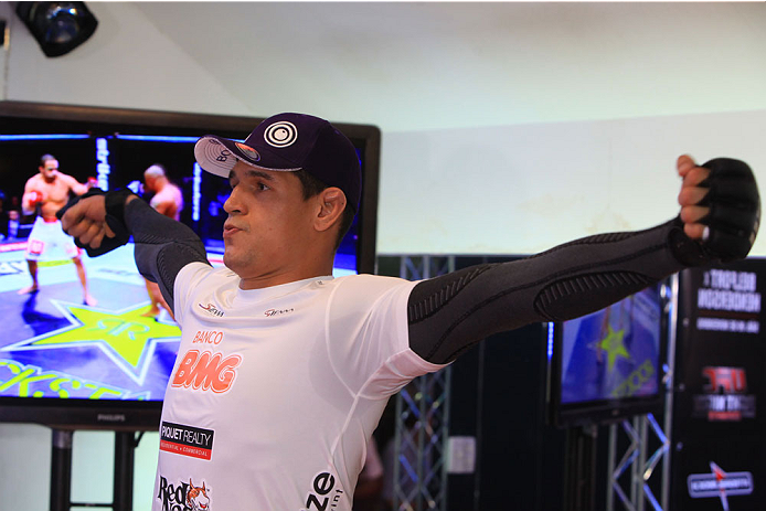 GOIANIA, BRAZIL - NOVEMBER 7: Cezar "Mutante"Ferreira attends the UFC Fight Night open workout at Buena Vista Shopping on November 7, 2013 in Goiania, Brazil. (Photo by Weimer Carvalho/Zuffa LLC/Zuffa LLC via Getty Images)