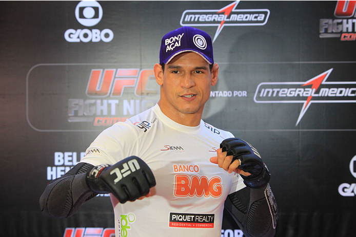 GOIANIA, BRAZIL - NOVEMBER 7: Cezar "Mutante"Ferreira attends the UFC Fight Night open workout at Buena Vista Shopping on November 7, 2013 in Goiania, Brazil. (Photo by Weimer Carvalho/Zuffa LLC/Zuffa LLC via Getty Images)