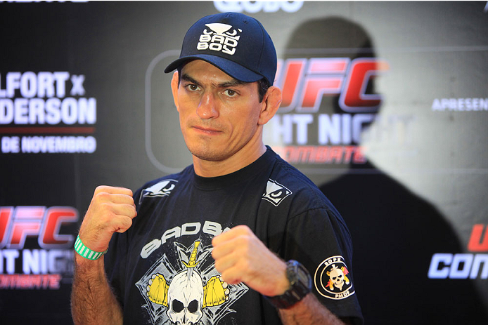GOIANIA, BRAZIL - NOVEMBER 7: Paulo Thiago poses the UFC Fight Night open workout at Buena Vista Shopping on November 7, 2013 in Goiania, Brazil. (Photo by Weimer Carvalho/Zuffa LLC/Zuffa LLC via Getty Images)