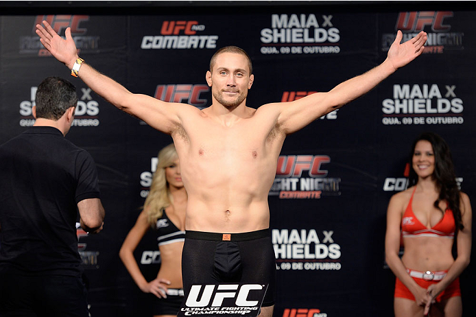 BARUERI, BRAZIL - OCTOBER 8: Mike Pierce weighs-in during the UFC Fight Night: Maia v Shields weigh-in at the Ginasio Jose Correa on October 8, 2013 in Barueri, Sao Paulo, Brazil. (Photo by Jeff Bottari/Zuffa LLC/Zuffa LLC via Getty Images)