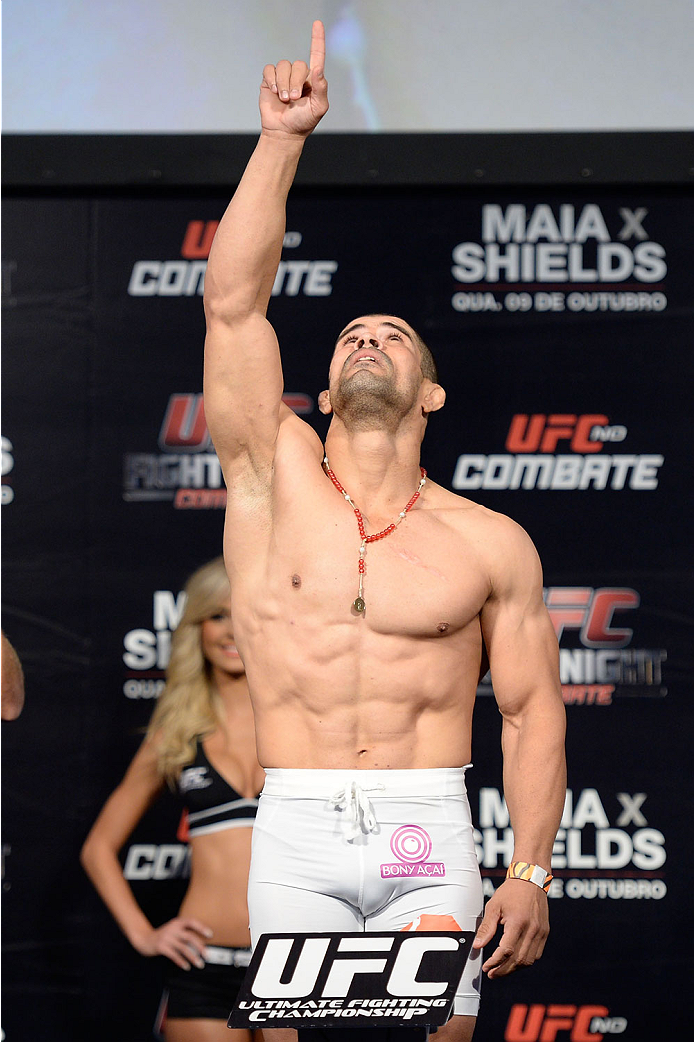 BARUERI, BRAZIL - OCTOBER 8: Rousimar Palhares weighs-in during the UFC Fight Night: Maia v Shields weigh-in at the Ginasio Jose Correa on October 8, 2013 in Barueri, Sao Paulo, Brazil. (Photo by Jeff Bottari/Zuffa LLC/Zuffa LLC via Getty Images)