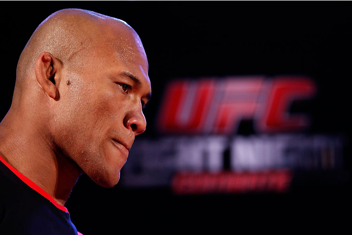 BELO HORIZONTE, BRAZIL - SEPTEMBER 02: Ronaldo "Jacare" Souza holds an open training session for media at the Ouro Minas Palace Hotel on September 2, 2013 in Belo Horizonte, Brazil. (Photo by Josh Hedges/Zuffa LLC/Zuffa LLC via Getty Images)