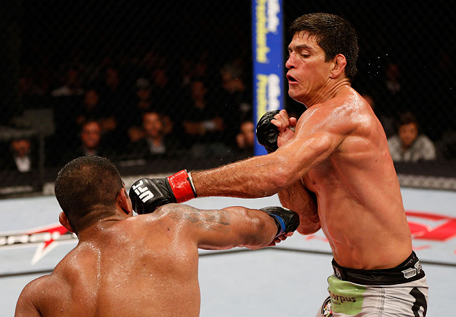 JARAGUA DO SUL, BRAZIL - MAY 18: (R-L) Paulo Thiago punches Michel Prazeres in their welterweight bout during the UFC on FX event on May 18, 2013 at Arena Jaragua in Jaragua do Sul, Santa Catarina, Brazil. (Photo by Josh Hedges/Zuffa LLC/Zuffa LLC via Get