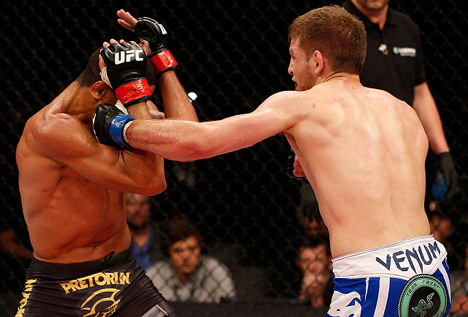 JARAGUA DO SUL, BRAZIL - MAY 18: (R-L) Nik Lentz punches Hacran Dias in their featherweight bout during the UFC on FX event on May 18, 2013 at Arena Jaragua in Jaragua do Sul, Santa Catarina, Brazil. (Photo by Josh Hedges/Zuffa LLC/Zuffa LLC via Getty Ima