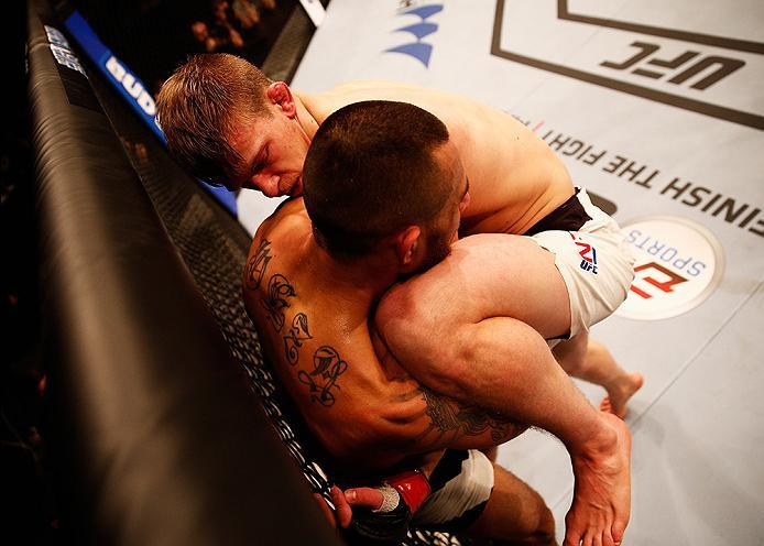 LONDON, ENGLAND - FEBRUARY 27: Arnold 'Almighty' Allen of England and Yaotzin Meza of the USA compete in their Featherweight bout during the UFC Fight Night held at at Indigo at The O2 Arena on February 27, 2016 in London, England. (Photo by Dean Mouhta