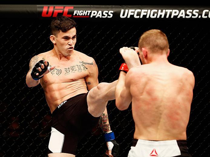 LONDON, ENGLAND - FEBRUARY 27: Davey 'Dangerous' Grant of England (R) and Marlon 'Chito' Vera of Ecuador (L) compete in their Bantamweight bout during the UFC Fight Night held at at Indigo at The O2 Arena on February 27, 2016 in London, England. (Photo