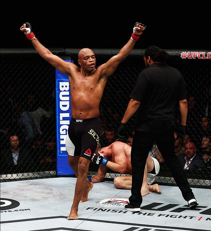 LONDON, ENGLAND - FEBRUARY 27: Anderson 'The Spider' Silva of Brazil turns in away in celebration thinking he has beaten Michael 'The Count' Bisping of England compete in their Middleweight bout during the UFC Fight Night held at at Indigo at The O2 Aren