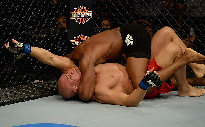LAS VEGAS, NV - JULY 12: Kamaru Usman (top) attempts to submit Hayder Hassan in their welterweight bout during the Ultimate Fighter Finale inside MGM Grand Garden Arena on July 12, 2015 in Las Vegas, Nevada. (Photo by Brandon Magnus/Zuffa LLC/Zuffa LLC