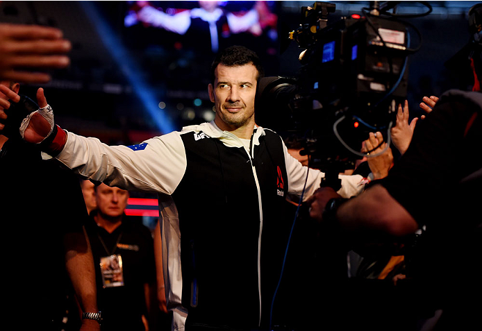 MELBOURNE, AUSTRALIA - NOVEMBER 15: Anthony Perosh shakes hands with fans before his fight against Gian Villante (not pictured) in their light heavyweight bout during the UFC 193 event at Etihad Stadium on November 15, 2015 in Melbourne, Australia. (Pho