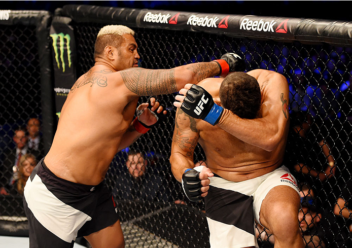 MELBOURNE, AUSTRALIA - NOVEMBER 15: (L-R) Mark Hunt lands a right-handed punch against Antonio Silva in their heavyweight bout during the UFC 193 event at Etihad Stadium on November 15, 2015 in Melbourne, Australia. (Photo by Josh Hedges/Zuffa LLC/Zuffa