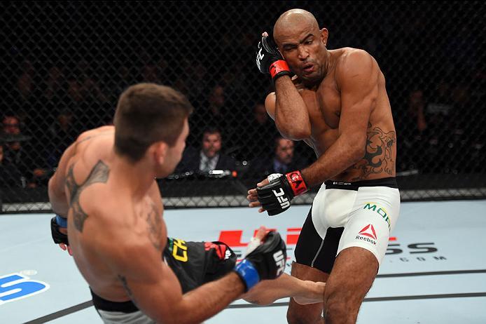 CURITIBA, BRAZIL - MAY 14: (L-R) Luan Chagas of Brazil kicks Sergio Moraes of Brazil in their welterweight bout during the UFC 198 event at Arena da Baixada stadium on May 14, 2016 in Curitiba, Parana, Brazil. (Photo by Josh Hedges/Zuffa LLC/Zuffa LLC v