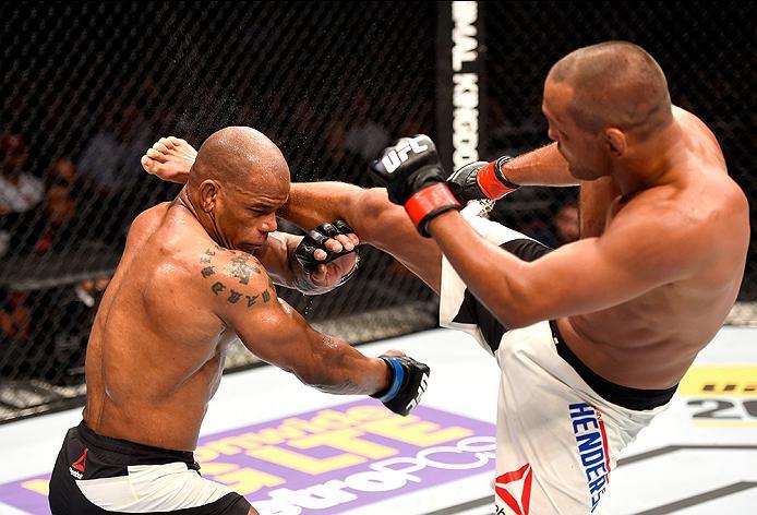 INGLEWOOD, CA - JUNE 04: Dan Henderson kicks Hector Lombard of Cuba in their middleweight bout during the UFC 199 event at The Forum on June 4, 2016 in Inglewood, California. (Photo by Josh Hedges/Zuffa LLC/Zuffa LLC via Getty Images)