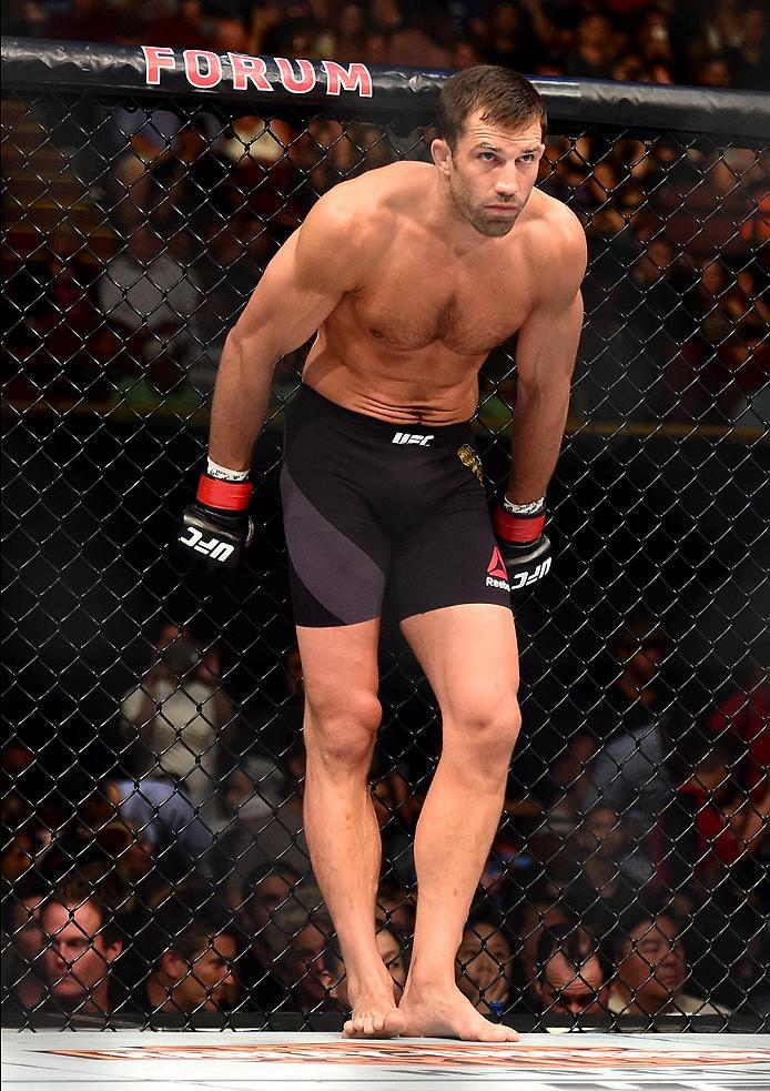 INGLEWOOD, CA - JUNE 04: Luke Rockhold prepares in the Octagon for his fight against Michael Bisping in their UFC middleweight championship bout during the UFC 199 event at The Forum on June 4, 2016 in Inglewood, California. (Photo by Harry How/Zuffa LL