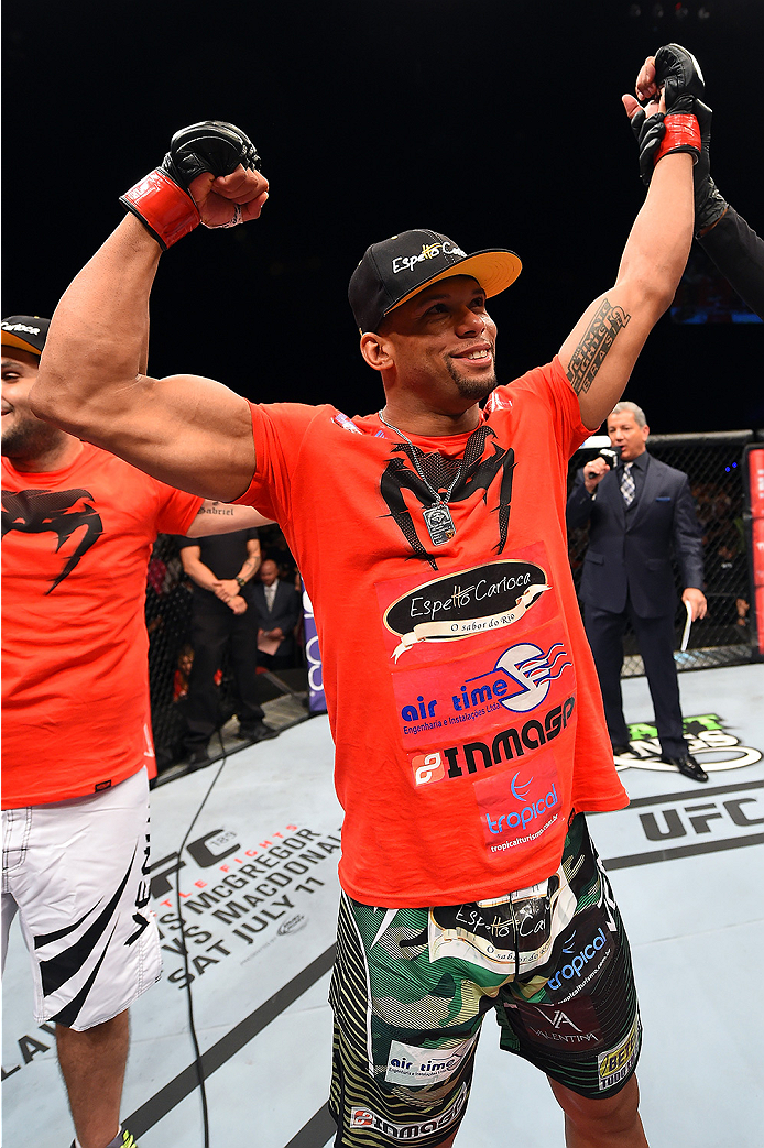 HOLLYWOOD, FL - JUNE 27: Thiago Santos of Brazil celebrates after defeating Steve Bosse of Canada in their middleweight during the UFC Fight Night event at the Hard Rock Live on June 27, 2015 in Hollywood, Florida. (Photo by Josh Hedges/Zuffa LLC/Zuffa