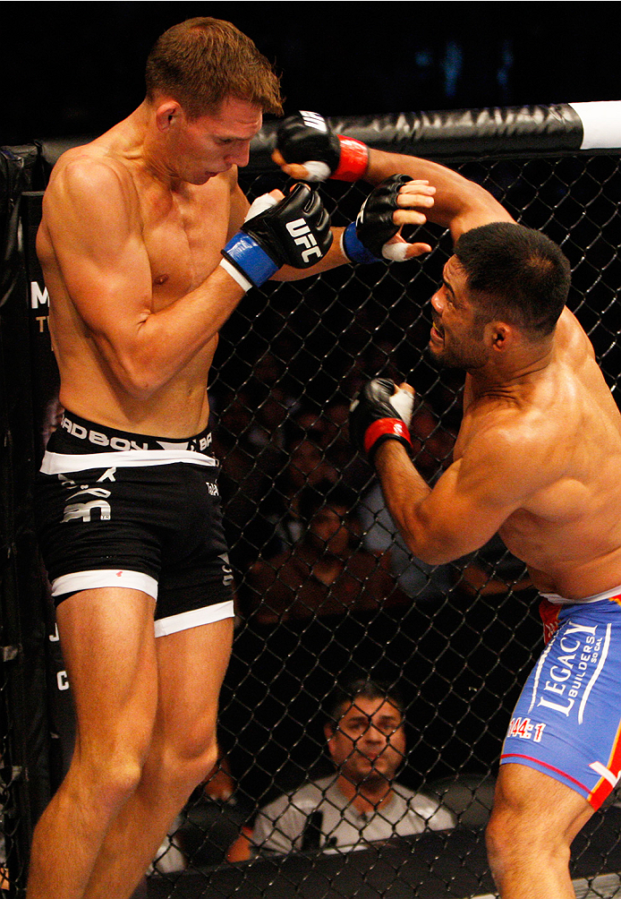 MANILA, PHILIPPINES - MAY 16: Mark Munoz of the United States throws a punch at Luke Barnatt of England in their middleweight fight during the UFC Fight Night event at the Mall of Asia Arena on May 16, 2015 in Manila, Philippines. (Photo by Mitch Viquez/