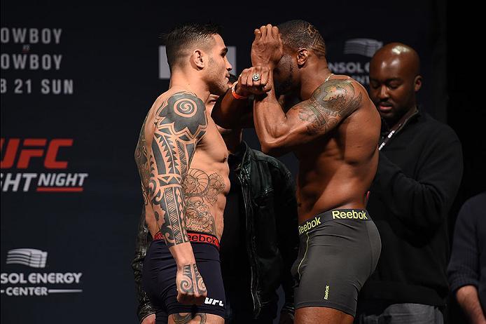 PITTSBURGH, PA - FEBRUARY 20: (L-R) Daniel Sarafian of Brazil and Oluwale Bamgbose of the United States face off during the UFC Fight Night weigh-in at Stage AE on February 20, 2016 in Pittsburgh, Pennsylvania. (Photo by Jeff Bottari/Zuffa LLC/Zuffa LLC