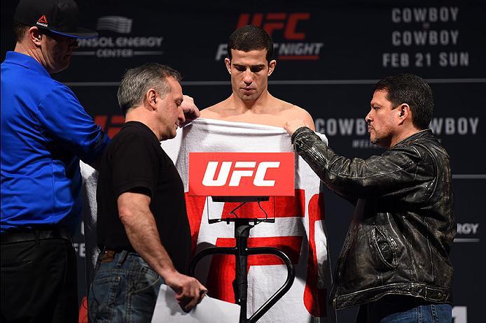 PITTSBURGH, PA - FEBRUARY 20: Augusto Mendes of Brazil steps on the scale during the UFC Fight Night weigh-in at Stage AE on February 20, 2016 in Pittsburgh, Pennsylvania. (Photo by Jeff Bottari/Zuffa LLC/Zuffa LLC via Getty Images)