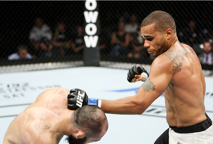 SAITAMA, JAPAN - SEPTEMBER 27:Roger Zapata of the Dominican Republic throws a punch at Shinsho Anzai of Japan in their welterweight bout during the UFC event at the Saitama Super Arena on September 27, 2015 in Saitama, Japan. (Photo by Mitch Viquez/Zuff
