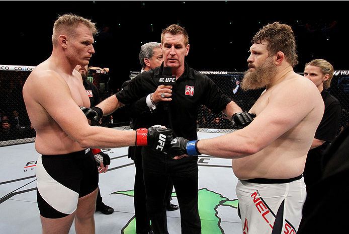 SAITAMA, JAPAN - SEPTEMBER 27: (From L to R) Josh Barnett of the United States of America and Roy Nelson of the United States of America touch gloves in their heavyweight bout during the UFC event at the Saitama Super Arena on September 27, 2015 in Saitam