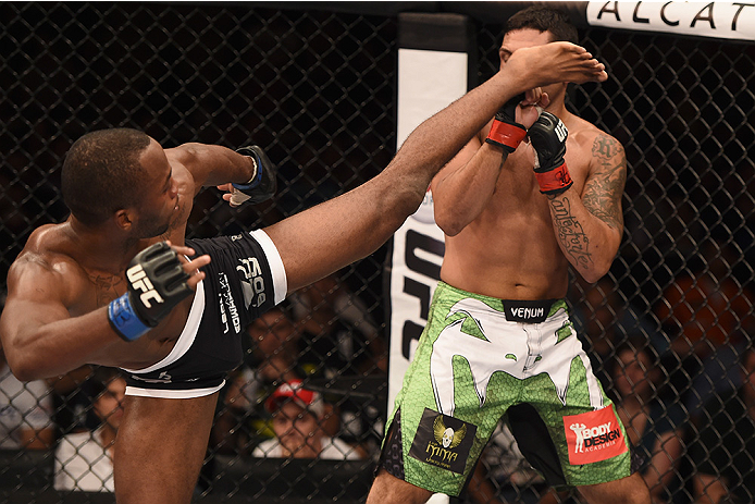 UBERLANDIA, BRAZIL - NOVEMBER 08: Leon Edwards of England kicks Claudio Silva of Brazil in their welterweight bout during the UFC Fight Night at Sabiazinho Gymnasium on November 8, 2014 in Uberlandia, Brazil. (Photo by Buda Mendes/Zuffa LLC/Zuffa LLC vi
