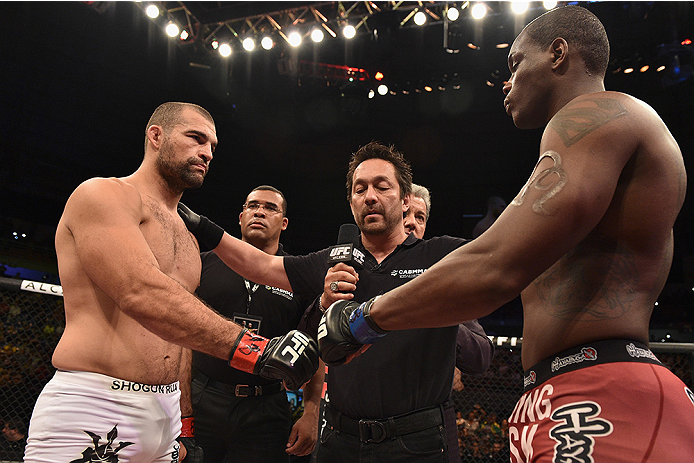 UBERLANDIA, BRAZIL - NOVEMBER 08: Mauricio 'Shogun' Rua of Brazil and Ovince Saint Preux of the United States touch gloves prior to their light heavyweight bout during the UFC Fight Night at Sabiazinho Gymnasium on November 8, 2014 in Uberlandia, Brazi
