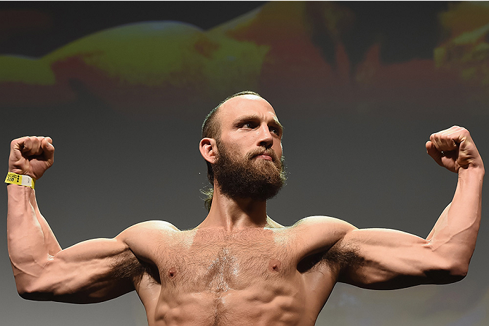 UBERLANDIA, BRAZIL - NOVEMBER 07: UFC fighter Trevor Smith weighs in during the UFC Fight Night weigh-in at Sabiazinho Gymnasium on November 7, 2014 in Uberlandia, Brazil. (Photo by Buda Mendes/Zuffa LLC/Zuffa LLC via Getty Images)
