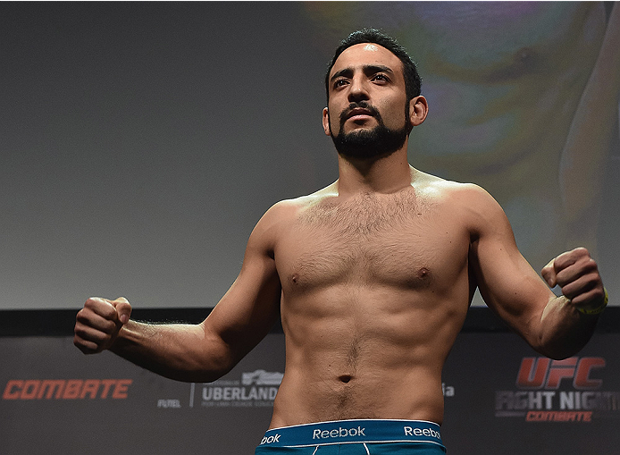 UBERLANDIA, BRAZIL - NOVEMBER 07: UFC fighter Rodolfo Rubio weighs in during the UFC Fight Night weigh-in at Sabiazinho Gymnasium on November 7, 2014 in Uberlandia, Brazil. (Photo by Buda Mendes/Zuffa LLC/Zuffa LLC via Getty Images)