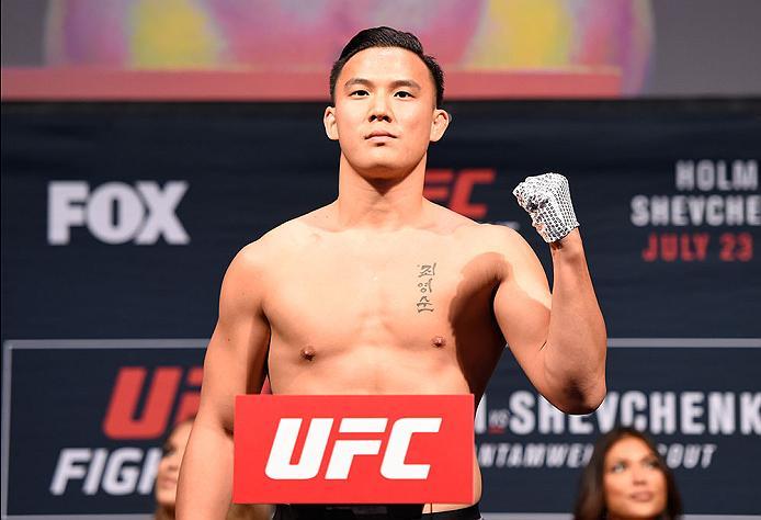 CHICAGO, IL - JULY 22: James Moontasri poses on the scale during the UFC weigh-in at the United Center on July 22, 2016 in Chicago, Illinois. (Photo by Josh Hedges/Zuffa LLC/Zuffa LLC via Getty Images)