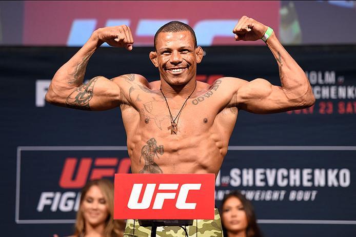 CHICAGO, IL - JULY 22: Alex Oliveira of Brazil poses on the scale during the UFC weigh-in at the United Center on July 22, 2016 in Chicago, Illinois. (Photo by Josh Hedges/Zuffa LLC/Zuffa LLC via Getty Images)