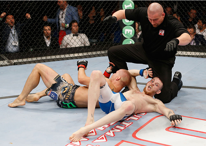 BERLIN, GERMANY - MAY 31: Niklas Backstrom (R) fights Tom Niinimaki during the Niklas Backstrom vs. Tom Niinimaki at UFC Fight Night Berlin event at O2 World on May 31, 2014 in Berlin, Germany. (Photo by Boris Streubel/Zuffa LLC/Zuffa LLC via Getty Imag