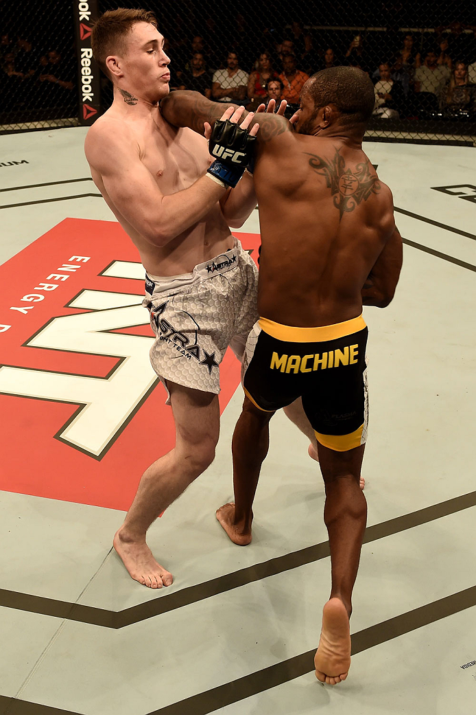 GOIANIA, BRAZIL - MAY 30: Darren Till of England and Wendell Oliveira of Brazil in their welterweight UFC bout during the UFC Fight Night event at Arena Goiania on May 30, 2015 in Goiania. (Photo by Buda Mendes/Zuffa LLC/Zuffa LLC via Getty Images)