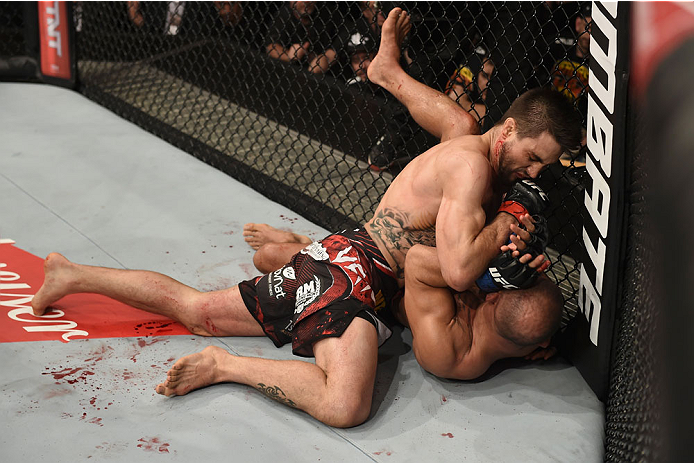 GOIANIA, BRAZIL - MAY 30: Carlos Condit of the United States punches Thiago Alves of Brazil in their welterweight UFC bout during the UFC Fight Night event at Arena Goiania on May 30, 2015 in Goiania, Brazil. (Photo by Buda Mendes/Zuffa LLC/Zuffa LLC vi