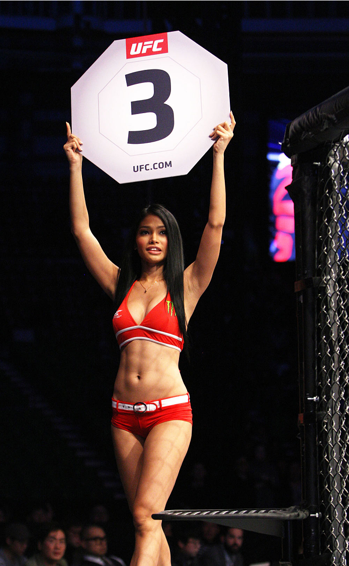 SEOUL, SOUTH KOREA - NOVEMBER 28: UFC Octagon girl Red De La Cruz in between rounds during the UFC Fight Night at the Olympic Park Gymnastics Arena on November 28, 2015 in Seoul, South Korea. (Photo by Mitch Viquez/Zuffa LLC/Zuffa LLC via Getty Images)