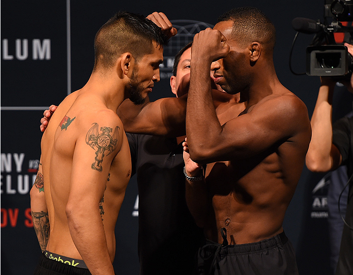 MONTERREY, MEXICO - NOVEMBER 20: (L-R) Opponents Efrain Escudero of Mexico and Leandro Silva of Brazil face off during the UFC weigh-in at the Arena Monterrey on November 20, 2015 in Monterrey, Mexico. (Photo by Jeff Bottari/Zuffa LLC/Zuffa LLC via Getty