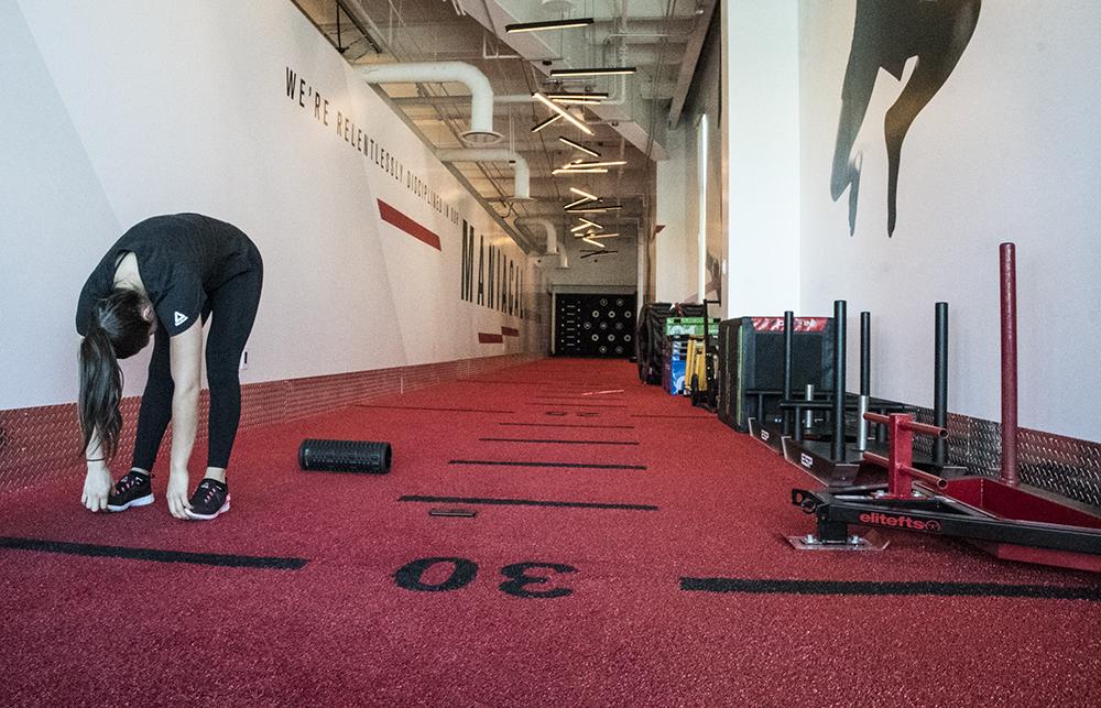 Alexa Grasso durante recuperación en el UFC Performance Institute