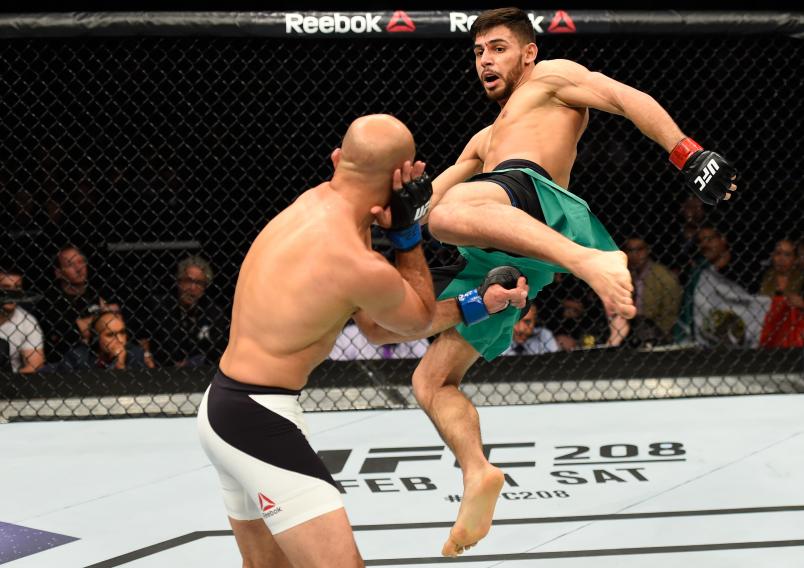 PHOENIX, AZ - JANUARY 15: (R-L) Yair Rodriguez of Mexico kicks BJ Penn in their featherweight bout during the UFC Fight Night event inside Talking Stick Resort Arena on January 15, 2017 in Phoenix, Arizona. (Photo by Jeff Bottari/Zuffa LLC/Zuffa LLC via Getty Images)