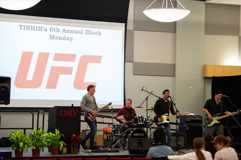 A general overview of the 6th annual Black Monday event hosted by There Is No Hero In Heroin. Photo credit: Chris Unger.