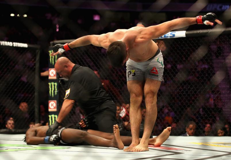 LAS VEGAS, NV - OCTOBER 06: Vicente Luque takes a bow after knocking out Jalin Turner in their welterweight bout during the UFC 229 event inside T-Mobile Arena on October 6, 2018 in Las Vegas, Nevada. (Photo by Christian Petersen/Zuffa LLC/Zuffa LLC)