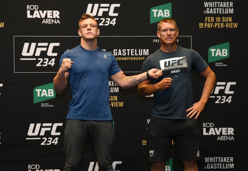 MELBOURNE, AUSTRALIA - FEBRUARY 07: Fighters Jimmy Crute and Sam Alvey (r) pose at the square off during the UFC 234 Ultimate Media Day at Crown Palladium on February 07, 2019 in Melbourne, Australia. (Photo by Vince Caligiuri/Zuffa LLC/Zuffa LLC)