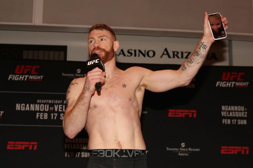 PHOENIX, ARIZONA - FEBRUARY 14: Paul Felder speaks with the media while his daughter is live on Apple face-time following an open workout ahead of UFC Fight Night on February 14, 2019 in Phoenix, Arizona. (Photo by Christian Petersen/Zuffa LLC/Zuffa LLC)